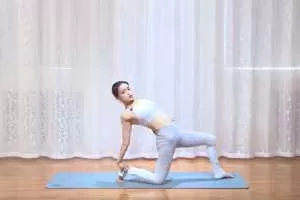 张梅汇后弯瑜伽教程