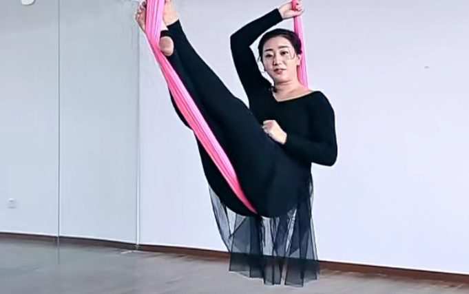 Sisy 空中中高级空中瑜伽串联 15节课 1 1656917320 Sisy 空中中高级空中瑜伽串联 15节课