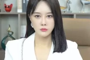 【捐赠19.9[红包]·《D0437-七玥学懂直播带货》】