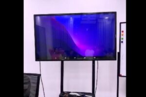 【捐赠19.9[红包]·《D0445-薛辉编导团队拆片会》】