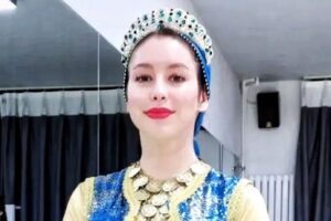 【捐赠19.9[红包]·《北京SIOD东方舞网校-【成品舞】丫宝宫廷舞《公主的秘密花园》》】 【原版无水印】