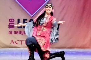 【捐赠19.9[红包]·《北京SIOD东方舞网校-【成品舞】特瑞娜Dabkeh《我要离婚》》】 【原版无水印】