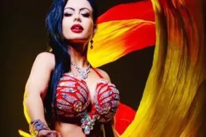 【捐赠19.9[红包]·《北京SIOD东方舞网校-【成品舞】苏瑞娅双扇舞《浴火重生》》】 【原版无水印】