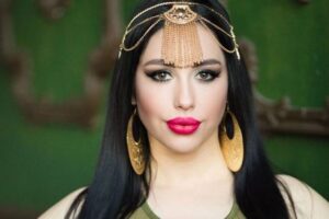 【捐赠19.9[红包]·《北京SIOD东方舞网校-【成品舞】丫宝Melaya Baladi《滨海少女》》】 【原版无水印】