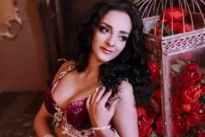 【捐赠19.9[红包]·《北京SIOD东方舞网校-【成品舞】魔法芭比《Ombollaa Baladi》》】 【原版无水印】