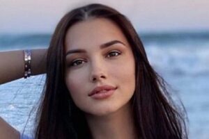 【捐赠19.9[红包]·《北京SIOD东方舞网校-【成品舞】俄罗斯霉霉鼓舞《风暴之眼》》】 【原版无水印】