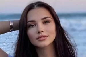 【捐赠19.9[红包]·《北京SIOD东方舞网校-【成品舞】俄罗斯霉霉鼓舞《风暴之眼》》】 【原版无水印】