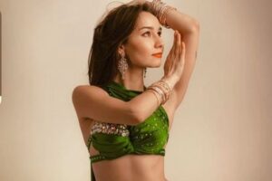 【捐赠19.9[红包]·《北京SIOD东方舞网校-【成品舞】卡琳娜最新融合舞码《瓦吉特》》】 【原版无水印】