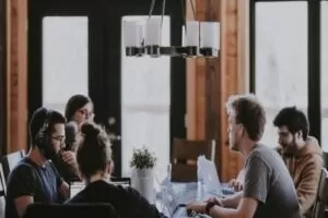 【捐赠39.9[红包]·《威科夫优势盘感实验室-擒庄秘籍互动答疑》】