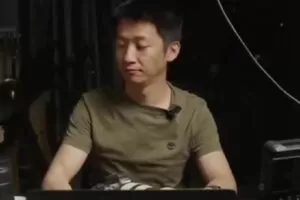 【捐赠19.9[红包]·《D0505-从零开始学会暗调美食静物摄影》】