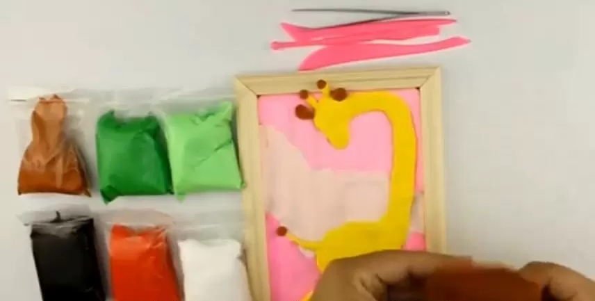 1640640921 爱豆粘土浮雕课