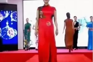 【20[红包]·F2844旗袍模特展演九节系统课程】